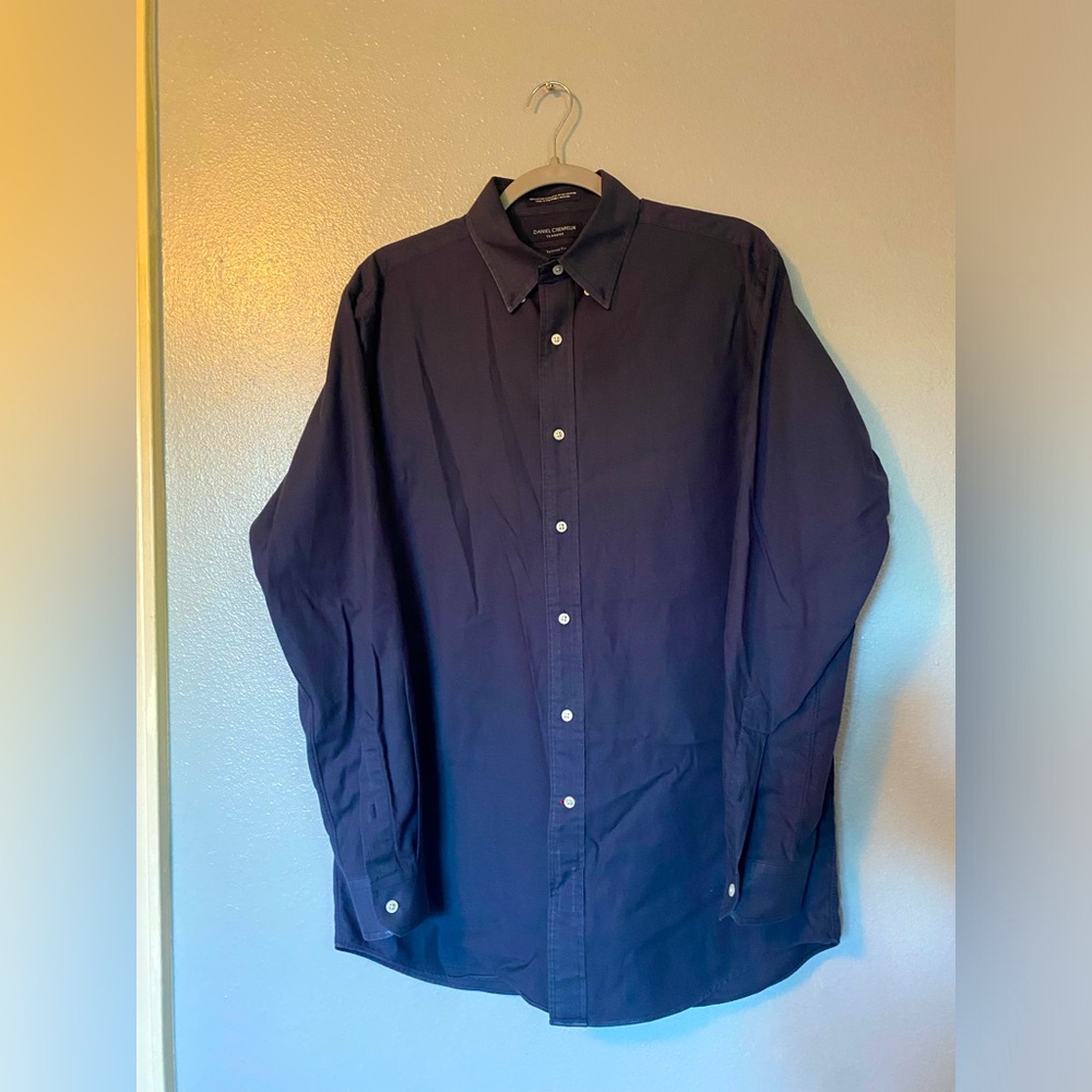Daniel Cremieux Men's Long Sleeve Navy Button-up Shirt, 100% Cotton, Size Med